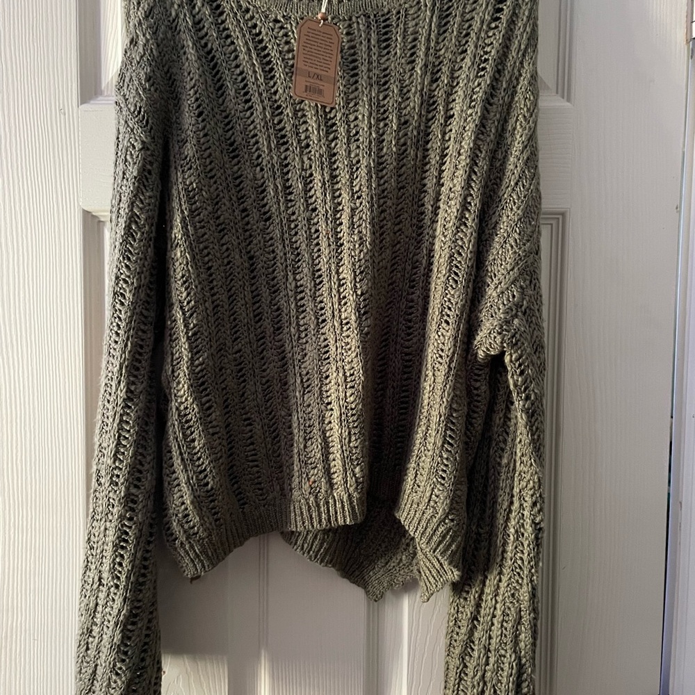 Natural Life Love this Sweater L/XL Olive